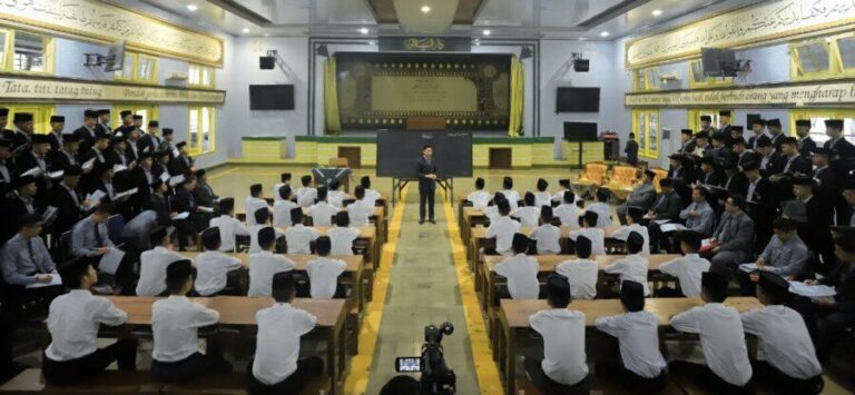 Tarbiyah ‘Amaliyyah, Persiapan Siswa Akhir KMI Menjadi Guru di Masa yang Akan Datang