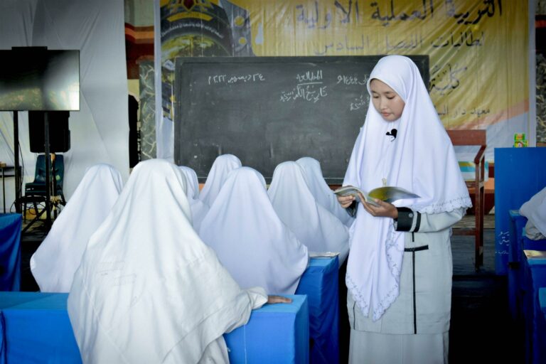 Praktik Mengajar Perdana : Ruh Guru Lebih Penting dari Guru Itu Sendiri!