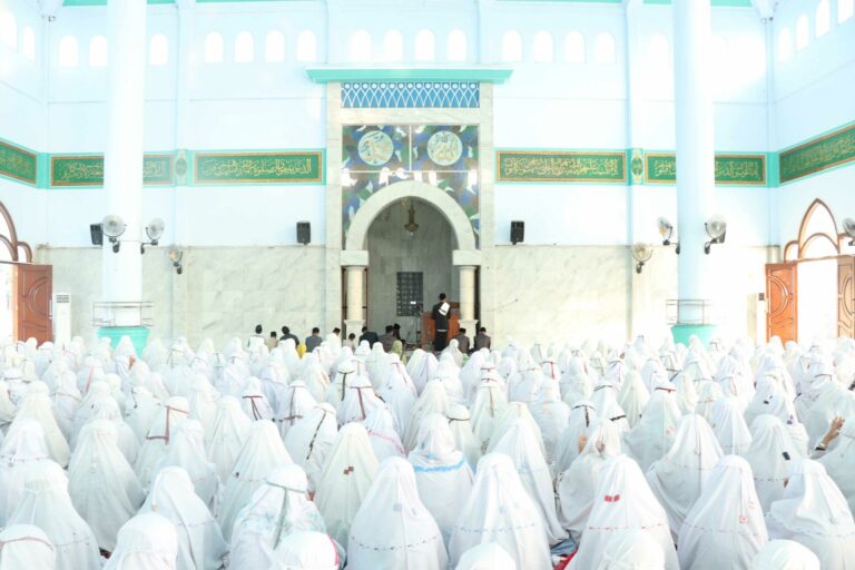 Idul Fitri yang Menggetarkan Hati