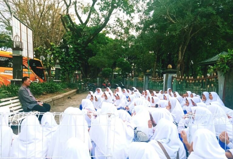 Rapat Koordinasi, Panitia Fathul Kutub Kelas 6 KMI Matangkan Persiapan