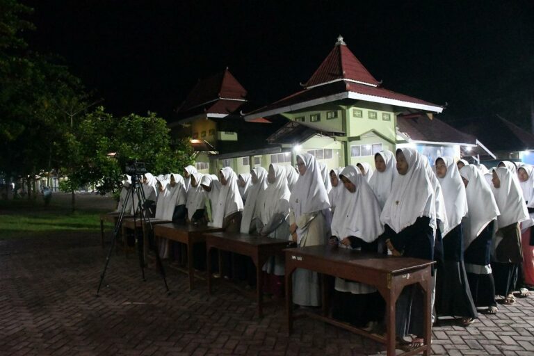 K.H. Hasan Abdullah Sahal: Hijriah Adalah Identitas dan Simbol Keislaman