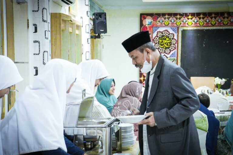 Yudisium Calon Pelajar Usai, Panitia Adakan Tasyakuran