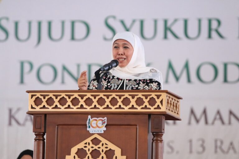 Hadiri Peresmian Masjid Gontor Putri 1, Gubernur Jatim Sebut Gontor Berkontribusi Besar Bagi Umat & Bangsa
