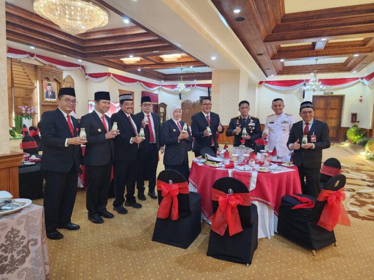 Terbaru! Produk Susu Kurma Gontor Putri Jadi Hidangan Peringatan Hari  Kesaktian Pancasila Surabaya
