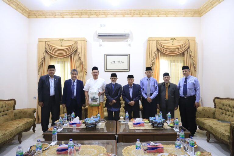 Menilik Fakultas Baru Unida, Komisi X DPR RI Adakan Kunjungan ke Gontor