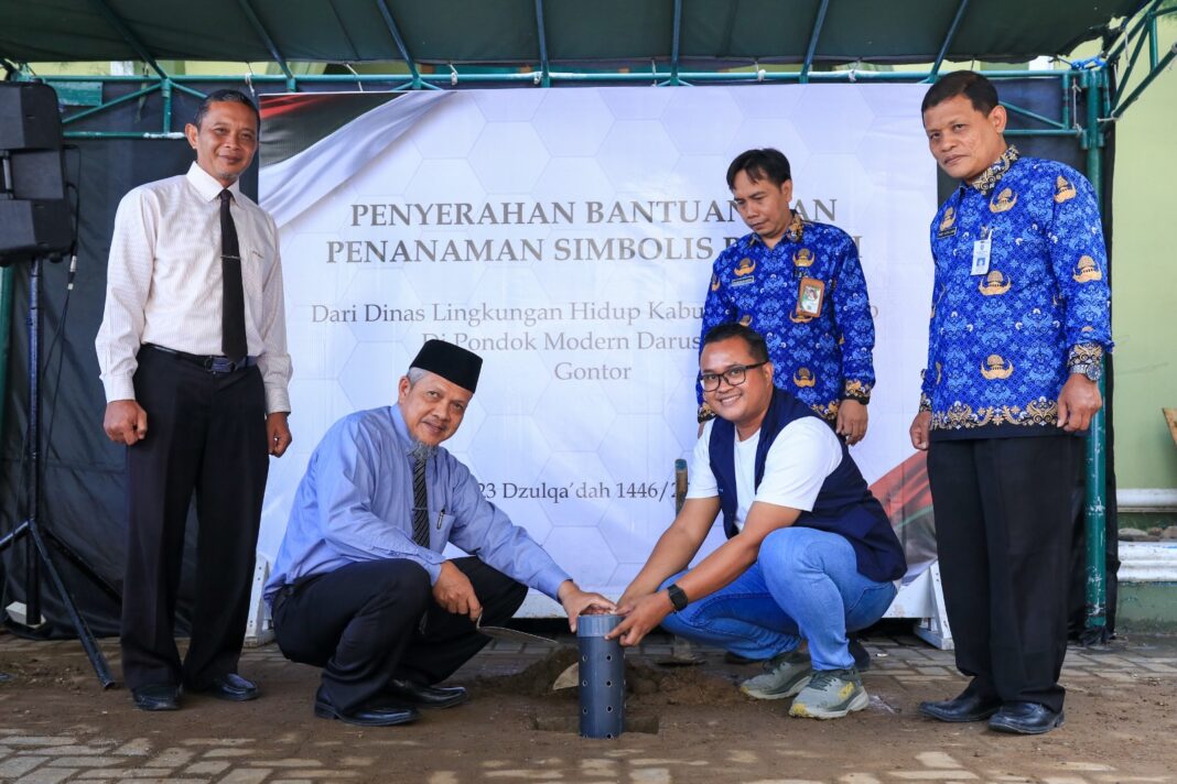Penyerahan Bantuan Biopori Kepada PMDG