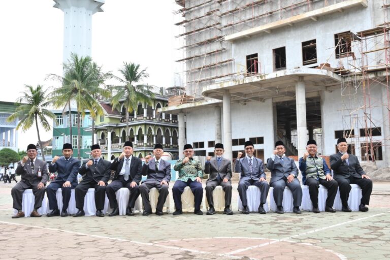 Mendikdasmen Abdul Mu’ti Kunjungi Gontor, Bahas Pendidikan dan Sekolah Rakyat