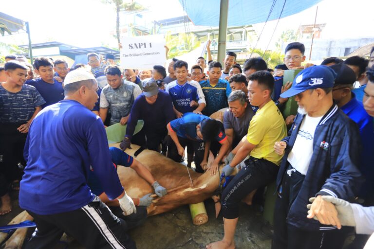 Semangat Qurban dan Pendidikan Warnai Idul Adha di Gontor