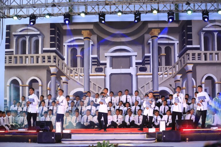 Vokal Santri Gema Idul Adha, Kelas 3 Raih Juara Umum