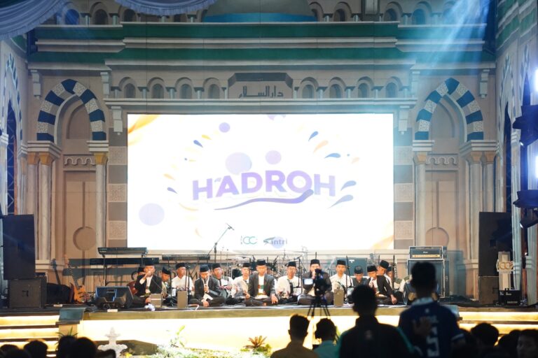Santri Century Show: Kreativitas Santri Gontor Semarakkan Panggung Seratus Tahun