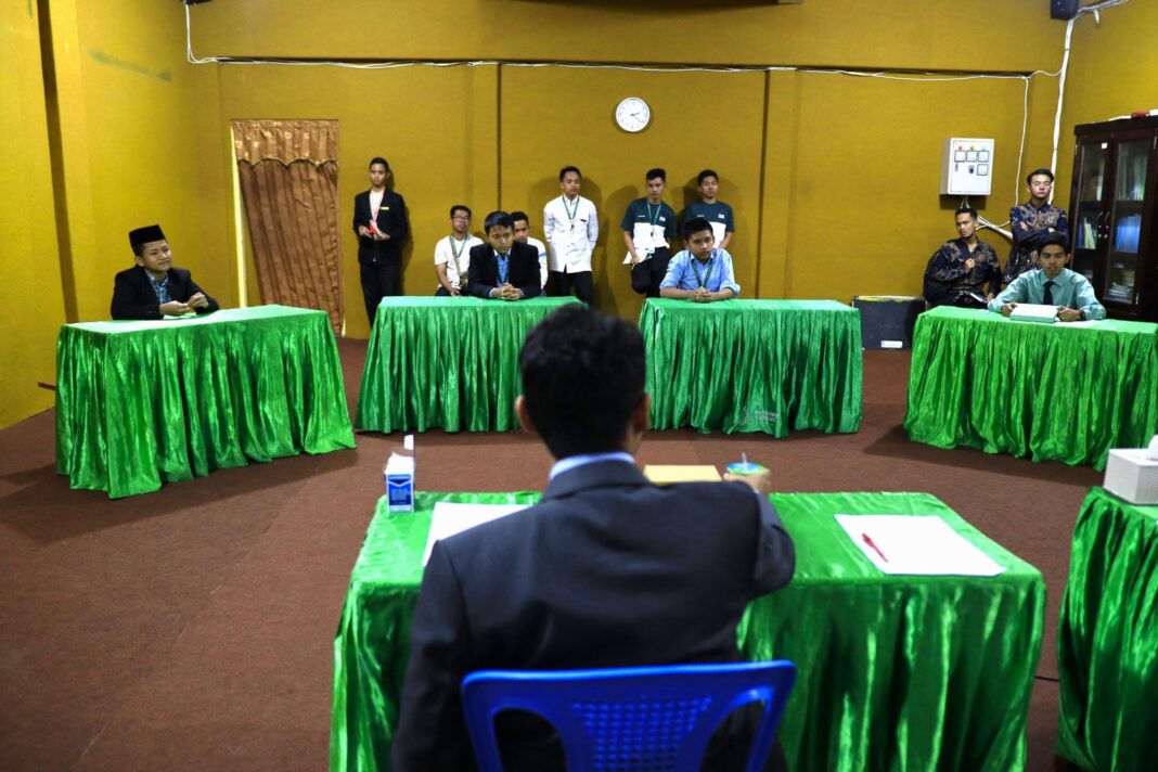 Final Lomba Spelling Bee Gontor Language Championship