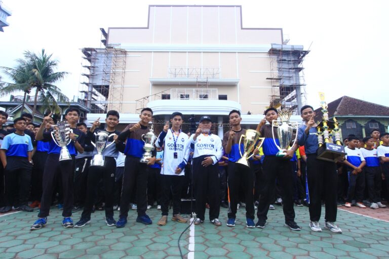 Syria Lantai 3 Pulang Sebagai Juara Gontor Olympiad 2025