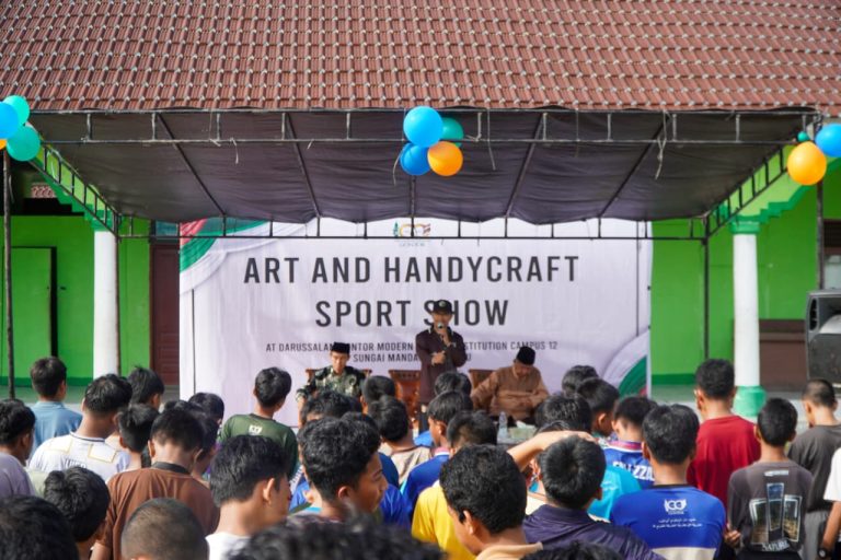 Art, Handy Craft, and Sport Show Jadi Wadah Kreativitas Santri PMDG Kampus 12