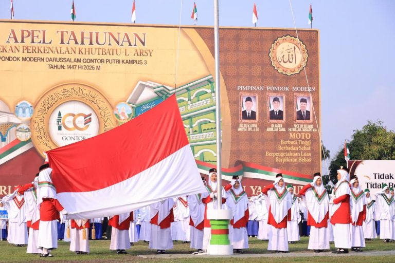 Khutbatu-l-‘Arsy Gontor Putri Kampus 3 : Awali Pendidikan Karakter Berbasis Pesantren